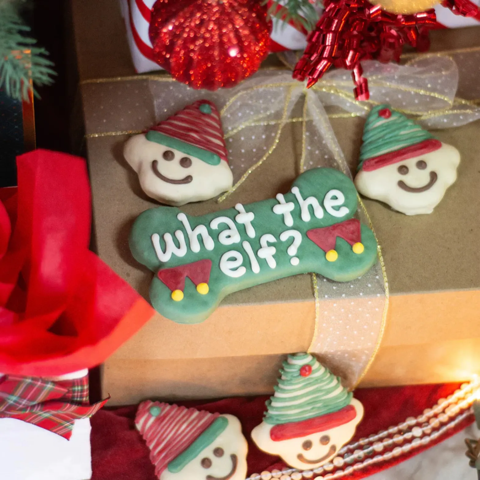 Bosco & Roxy's What the Elf? 6" Bone Holiday Gourmet Cookie